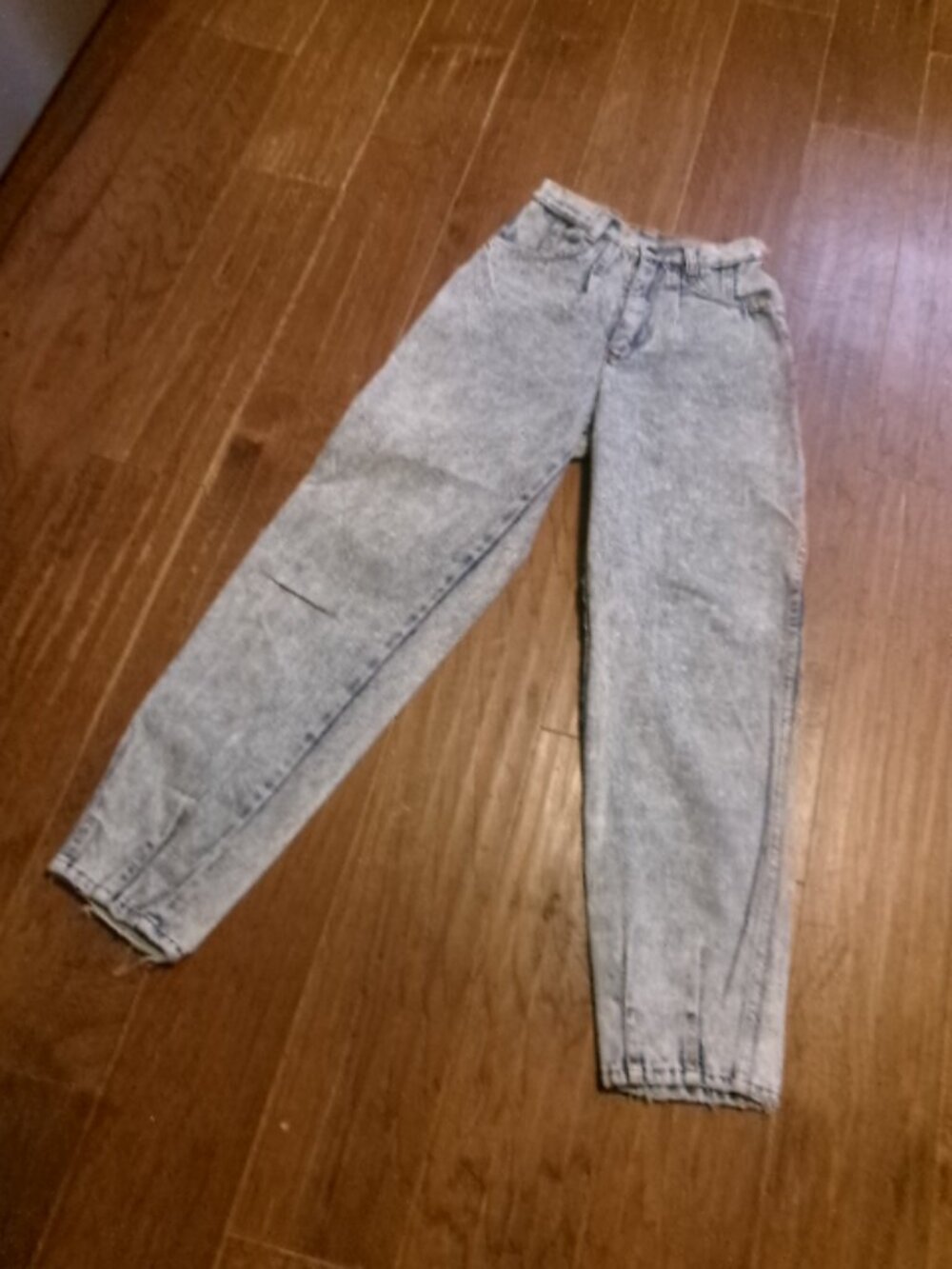 ladies vtg Chic acid wash jeans high waist pleat front taper legs 9 25 w x29 L